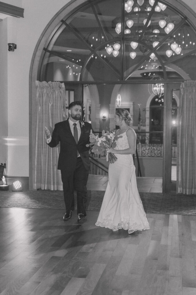 grand entrance at the Heritage Bay Country Club